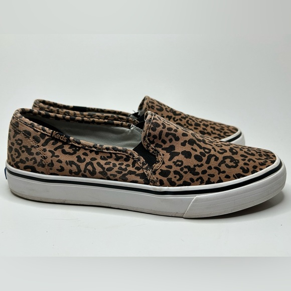 Keds Casual Cheetah Leopard Print Slip On Canvas Sneakers Size 8.5 - Picture 1 of 11